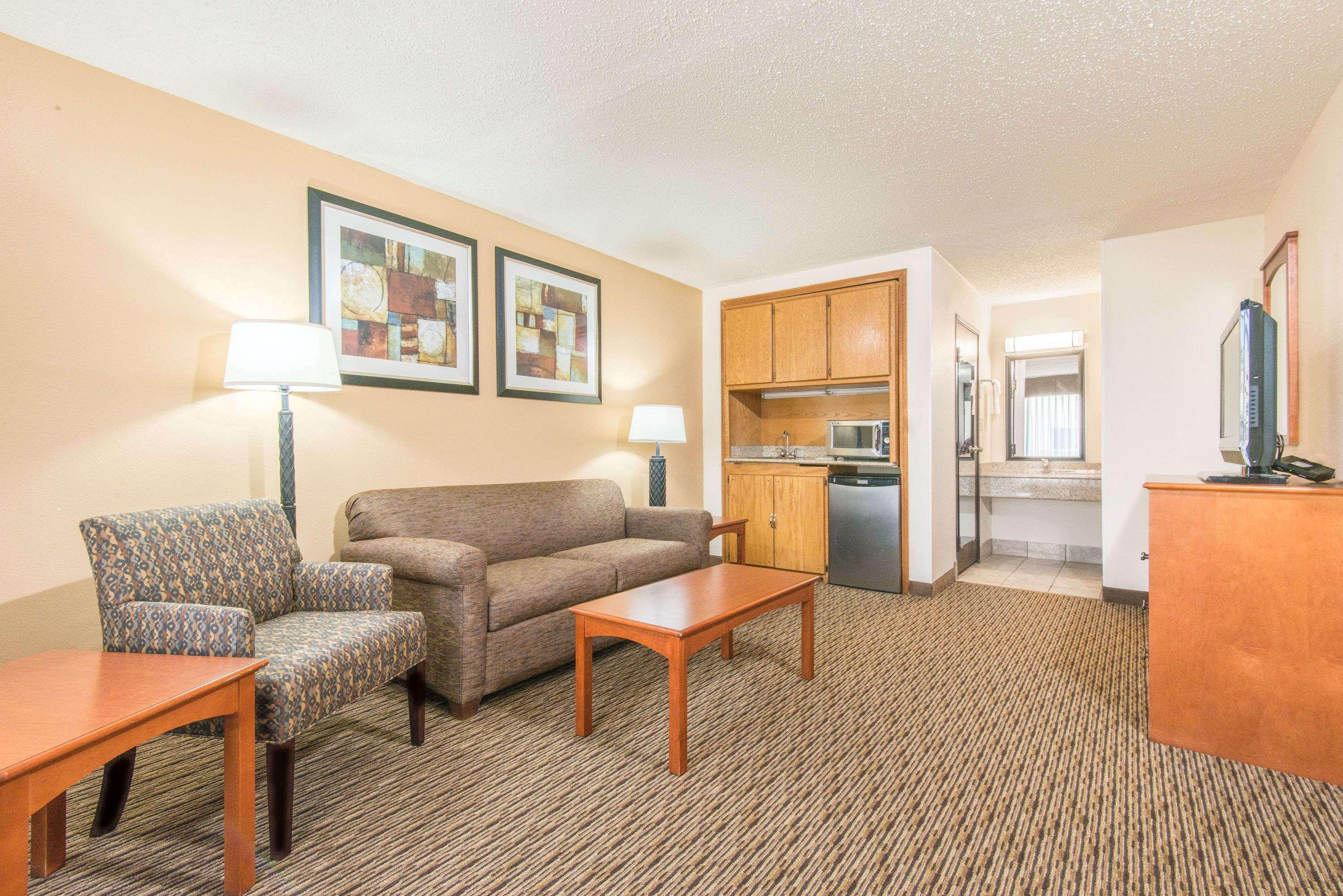 Days Inn By Wyndham Altus Exterior photo